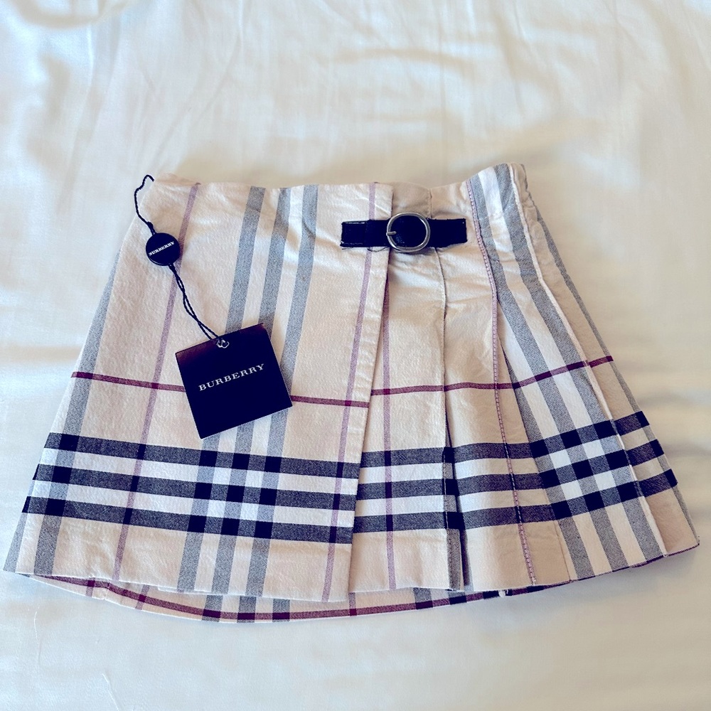 Burberry skirt, 18 months